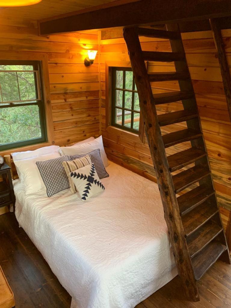 Treehouse Ranch Hotel Goldendale Ngoại thất bức ảnh
